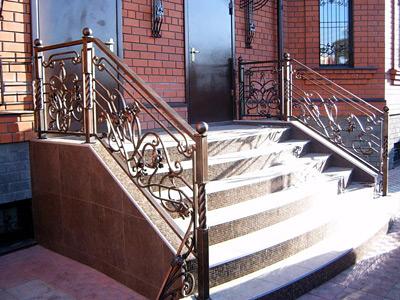  Лестничные ограждения в Казани: красивое и удобное оформление лестниц